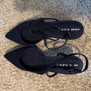 Anne Klein Women's Navy Heels